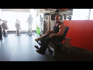 master class by victor martinez. thigh muscle training